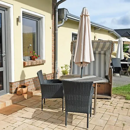 Schoene Maisonette-ferienwohnung Am Selliner Mit Terrasse Сasa de vacaciones *