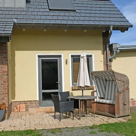 Сasa de vacaciones Schoene Maisonette-ferienwohnung Am Selliner Mit Terrasse *