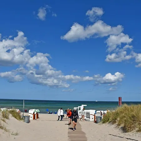 Schoene Maisonette-ferienwohnung Am Selliner Mit Terrasse *