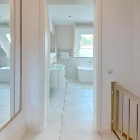 Schoene Maisonette-ferienwohnung Am Selliner Mit Terrasse * Baabe