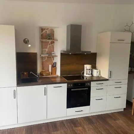 Schoene Maisonette-ferienwohnung Am Selliner Mit Terrasse Сasa de vacaciones Baabe