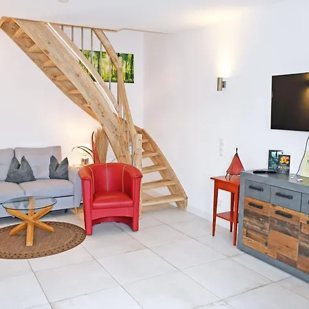 Schoene Maisonette-ferienwohnung Am Selliner Mit Terrasse * Baabe