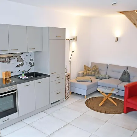 Schoene Maisonette-ferienwohnung Am Selliner Mit Terrasse Casa de Férias Baabe